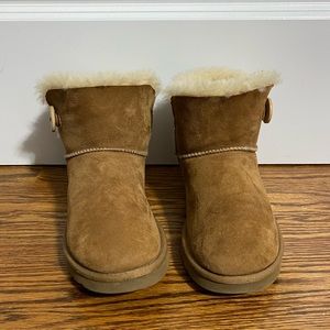 UGG boots classic mini chestnut size 7